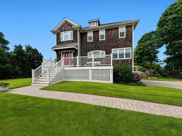 275 Common St, Quincy, MA 02169