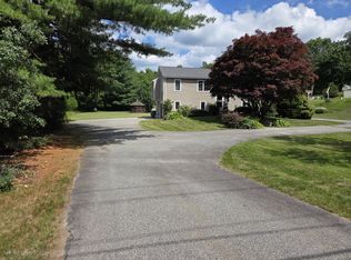 204 Groton Rd, Westford, MA 01886