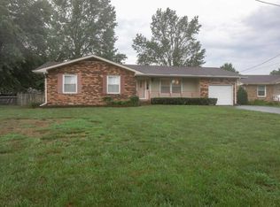 527 Sands Dr, Hopkinsville, KY 42240