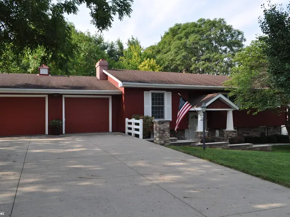 260 Bass St, Carroll, IA 51401