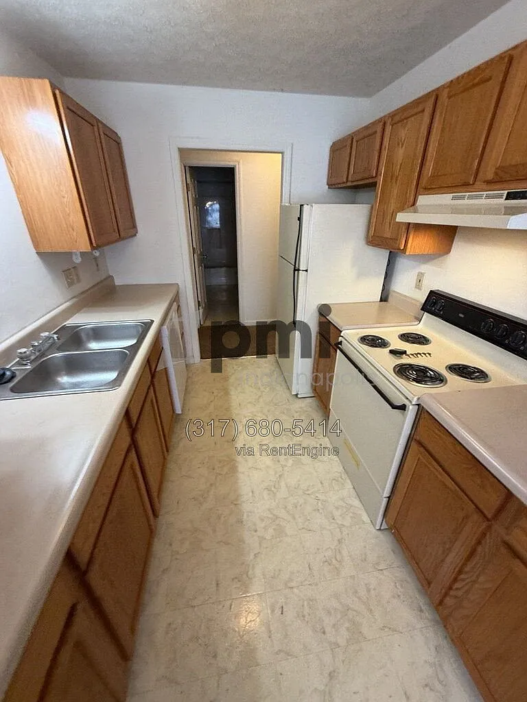 3 bed, 1.5 bath, 1223 sqft, $1,000 — Photo 4