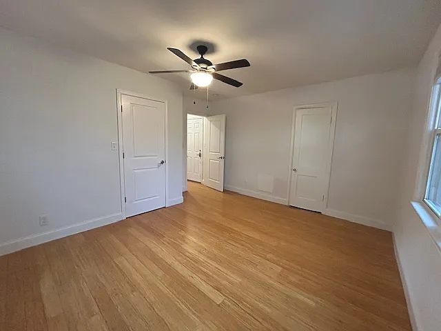 Master bedroom - 1243 Queen St NE #3