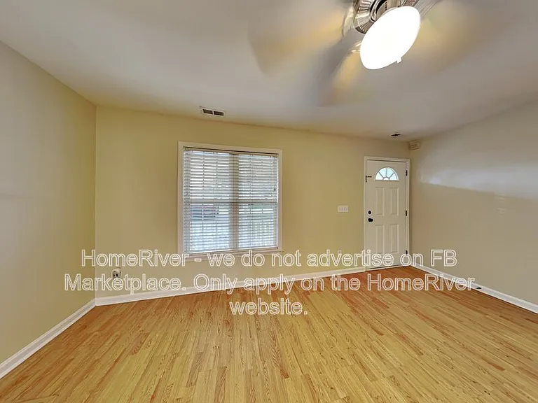 862 N Taylor St — Photo 3