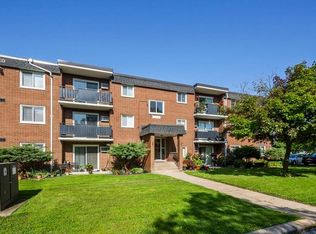 9563 Tecumseh Rd E #BACHELOR, Windsor, ON N8R1A1