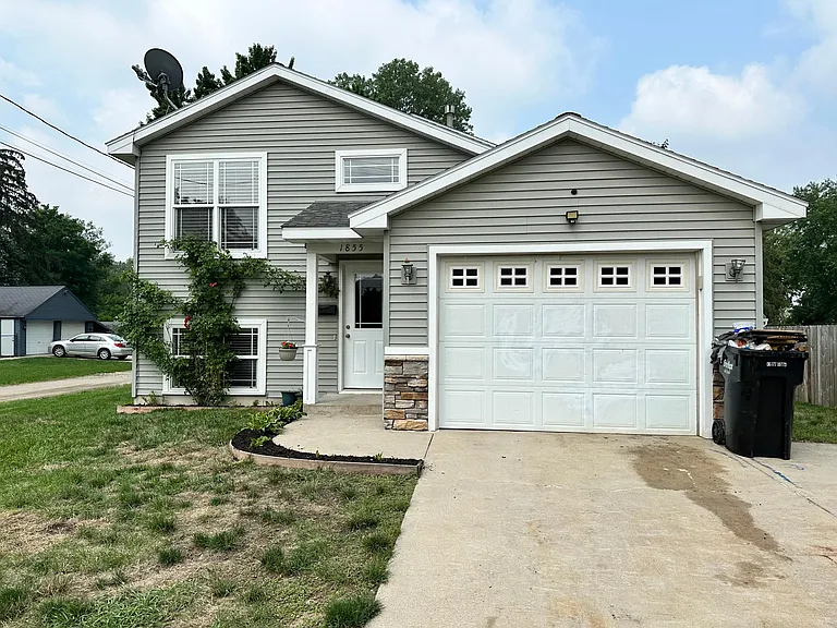 1855 Blandford Ave SW — Photo 21