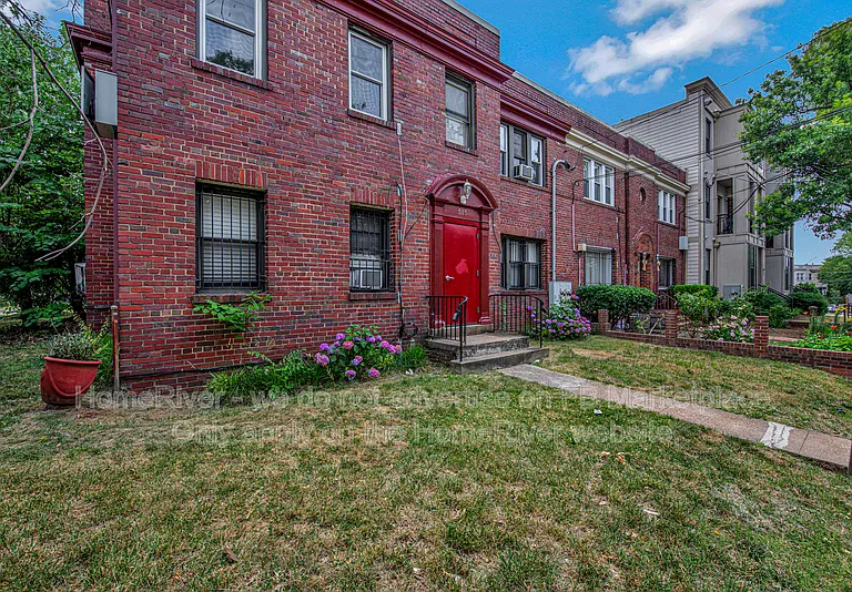515 Franklin St NE #2 — Photo 20