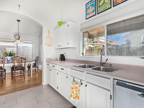 5th image of 5023 W KERRY Lane