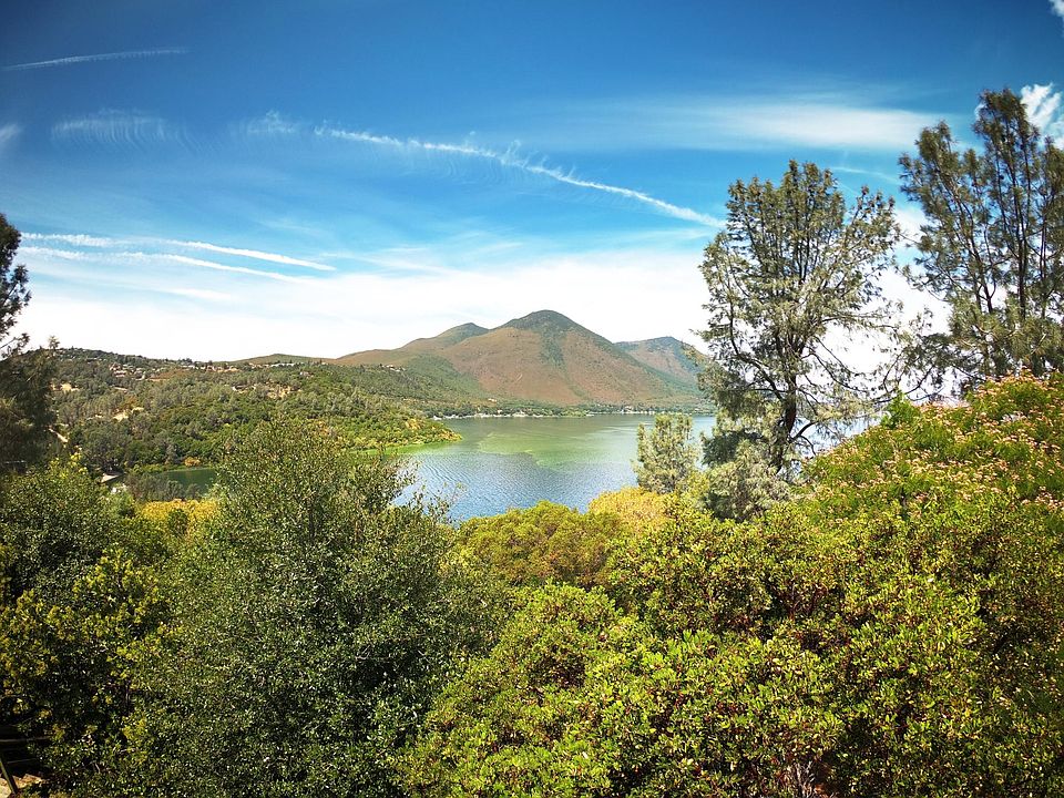 Lake/Mountain View