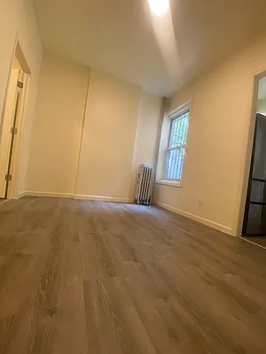 Rented by Access Unlimited Real Estate Inc | media 7