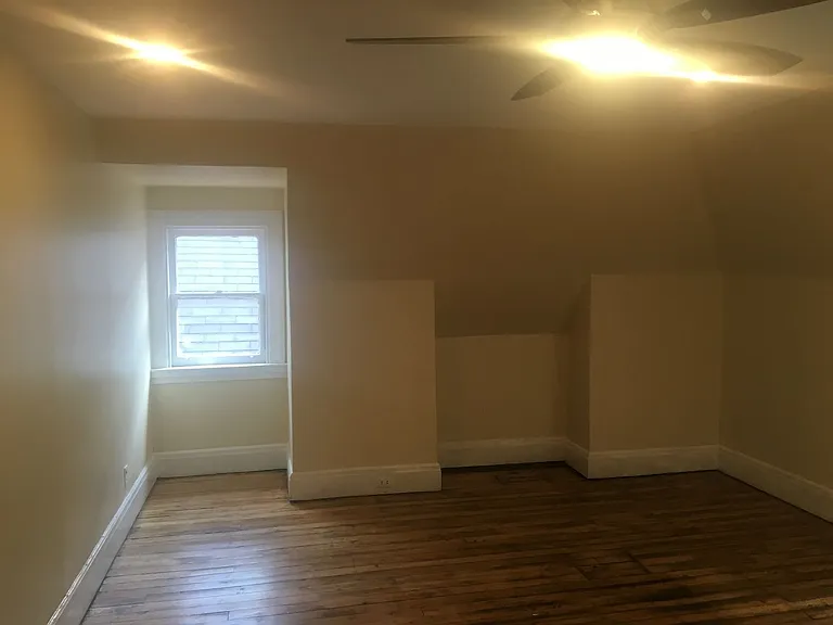 721 Chislett St — Photo 25