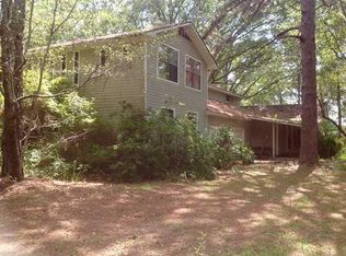 6802 Caraway Rd, Moss Point, MS 39562