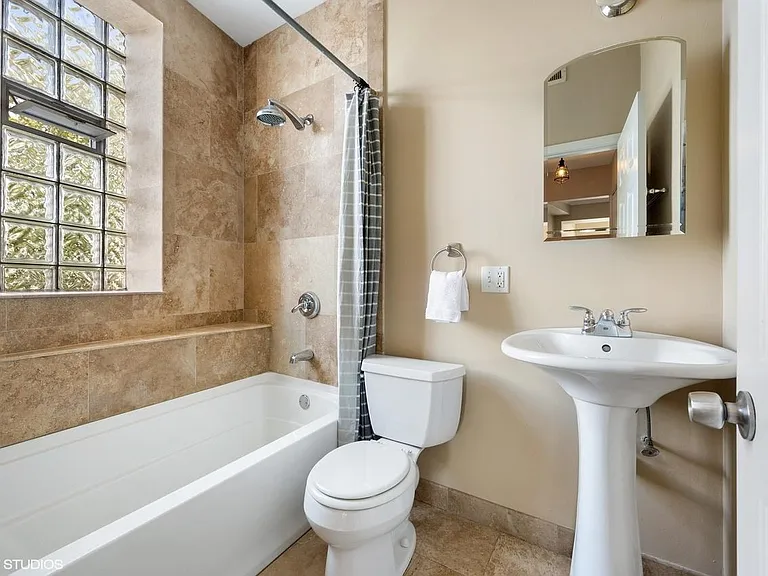 1619 W Wallen Ave #3 — Photo 7