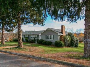 719 Aintree Pl, Staunton, VA 24401