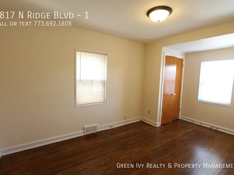 6817 N Ridge Blvd #1 — Photo 10