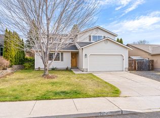 20749 Liberty Ln, Bend, OR 97701