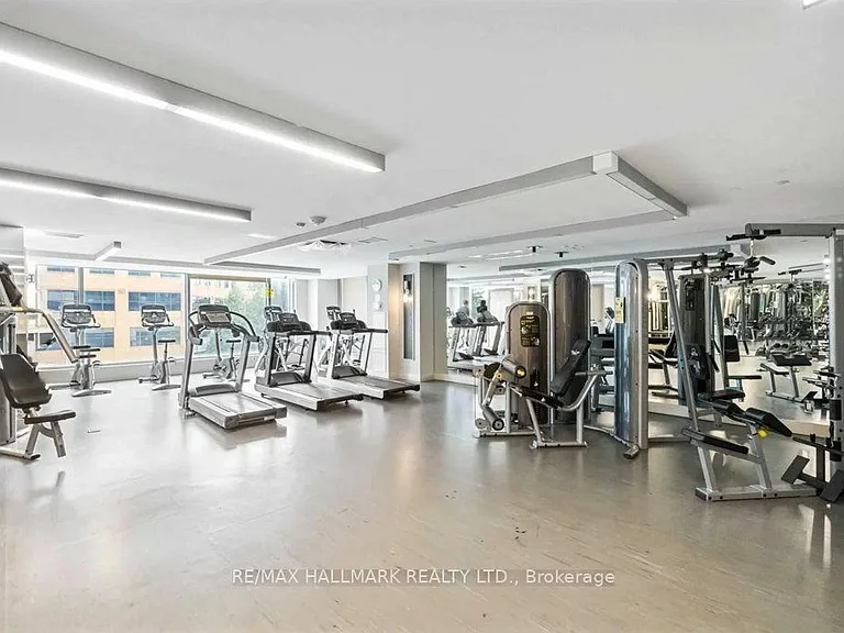 9090 Yonge St #806B — Photo 19