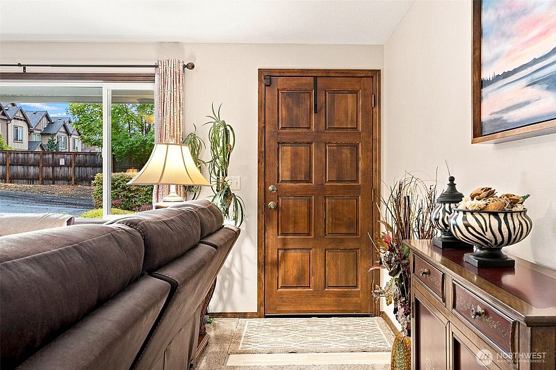 5th image of 5619 NE 68th Ave