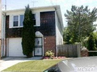 24912 37th Ave, Little Neck, NY 11363