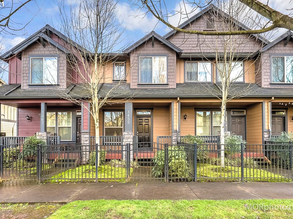 1st image of 1455 NE Lockheart Ln