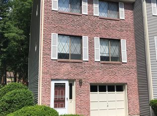 2 Plasic Rd, Merrimack, NH 03054