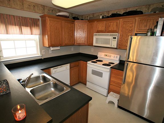 4th image of 2621 Forest Grove Ct