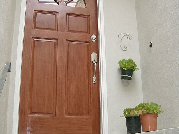 2nd image of 368 Chester Ave