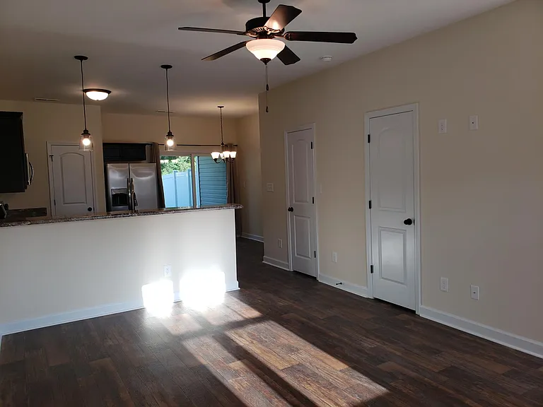 409 Justice Farm Dr — Photo 4