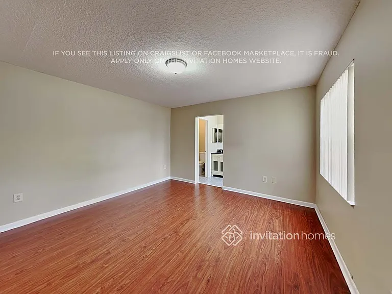 14641 N Beckley Sq — Photo 10