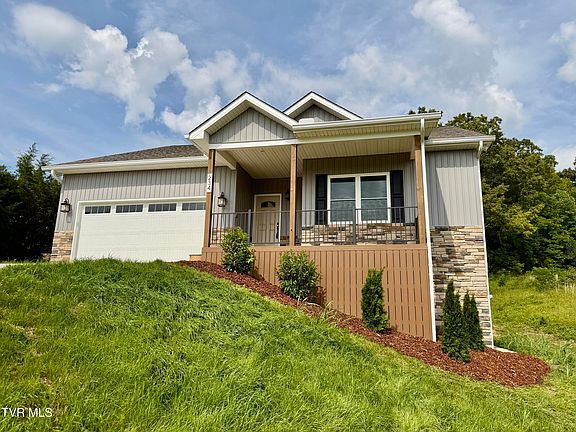 3rd image of 234 E Ridges Dr