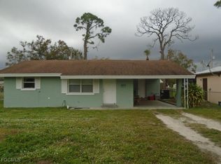 1627 Beachwood Dr, North Fort Myers, FL 33903