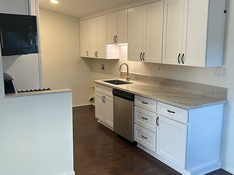 1540 Elm Ave #A — Photo 1