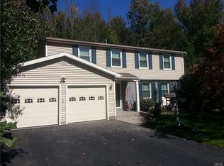 3763 Lotus Cir, Baldwinsville, NY 13027