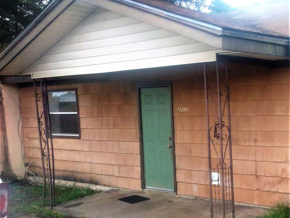 1st image of 2600 S Marion Ave