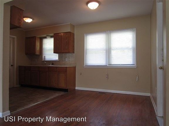 3rd image of 5817 Downing Dr