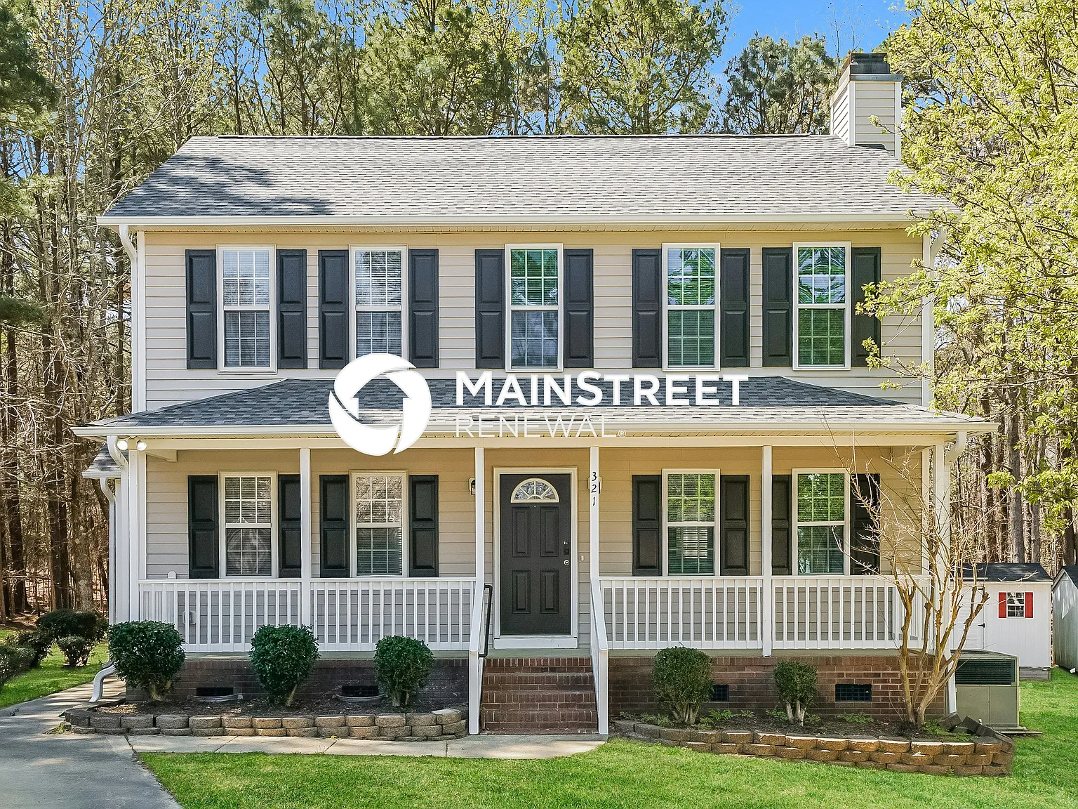 321 Hocutt Dr — Photo 1