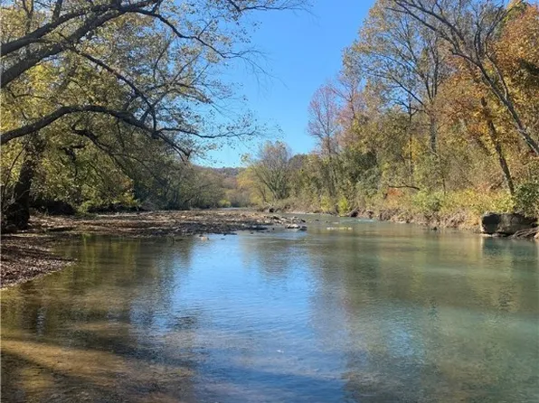 9220 Highway 16, Elkins, AR 72727