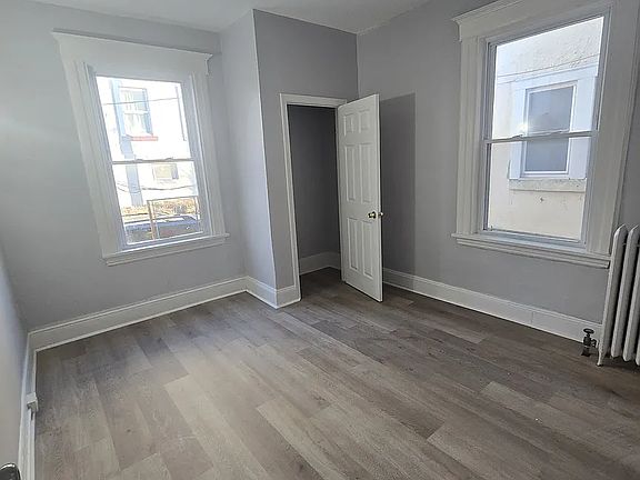 5th image of 8 Davis Ave #5C