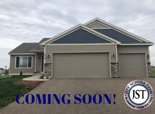 815 Fox Ct, Nya, MN 55397