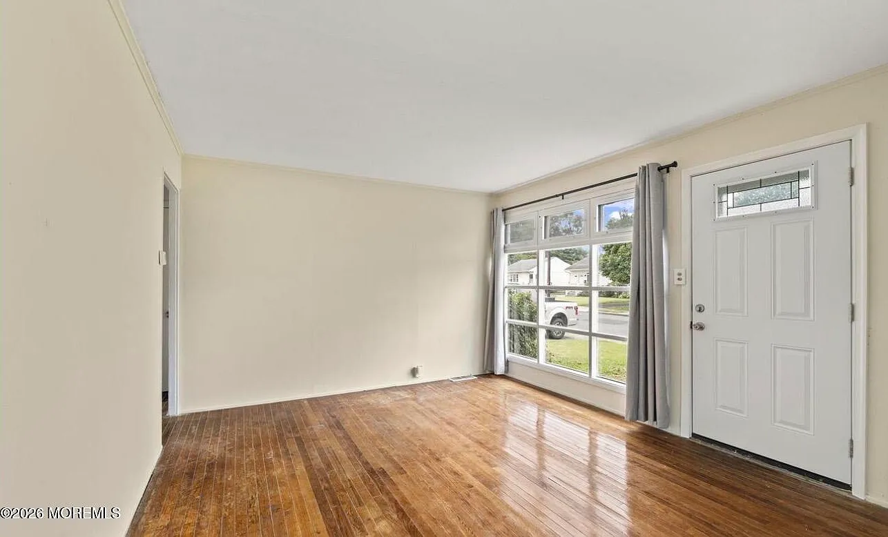 2 bed, 672 sqft, $1,300 — Photo 4