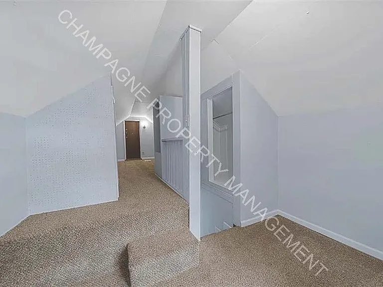 2454 Cypress Ave — Photo 14