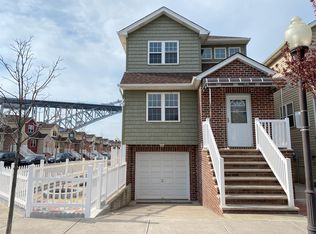23 Riverside Ln #2F, Staten Island, NY 10302