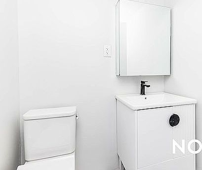 3rd image of 157 Stuyvesant Ave #1C