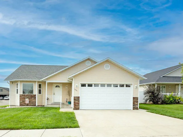 1901 24th St W, Williston, ND 58801