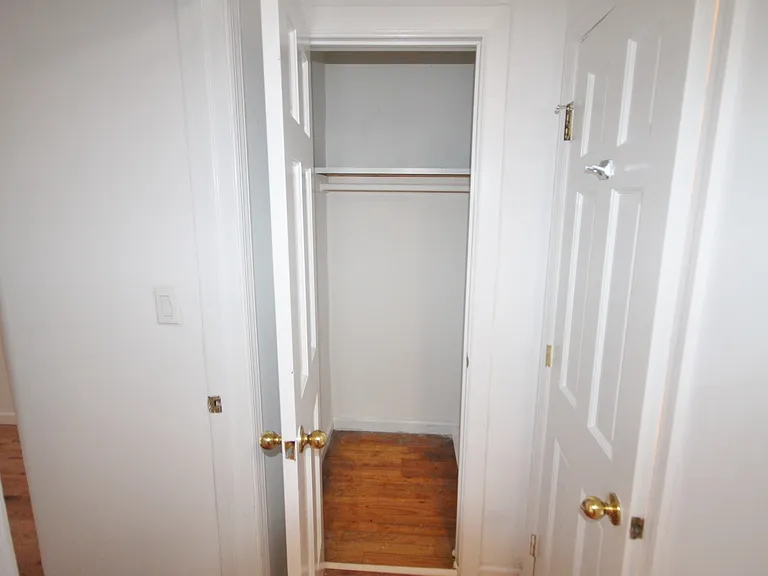 1562 3rd Ave #5 — Photo 7