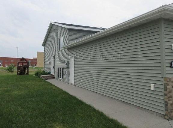 3rd image of 1145 39th Ave S