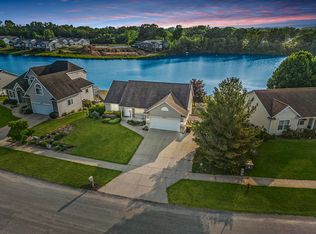 6563 Summer Shores Dr SE, Grand Rapids, MI 49548