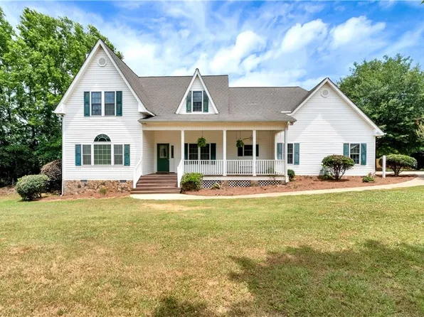 15 Ashley Dr, Colbert, GA 30628