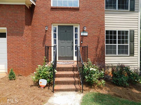 2nd image of 1507 Heartwood Dr