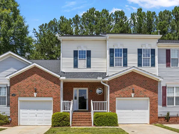 216 Grand Springs Ct, Garner, NC 27529