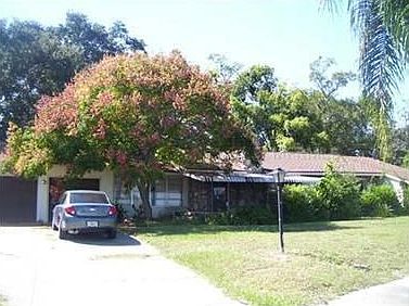 2nd image of 1250 W Lake Parker Dr